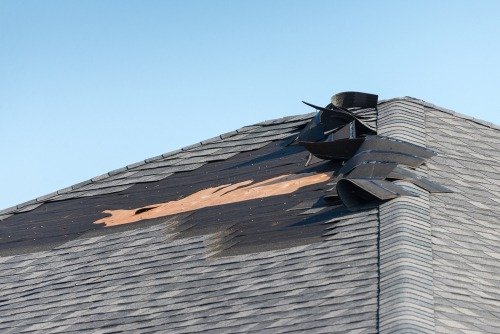 warning signs you need a new roof leaks